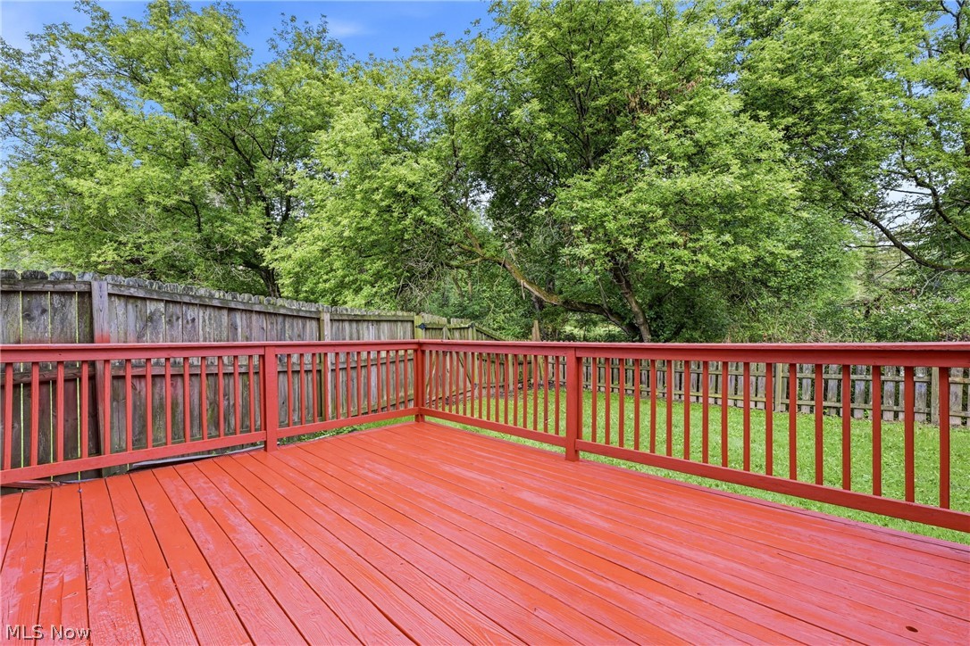 5613 Pierce Road NW Warren OH 44481