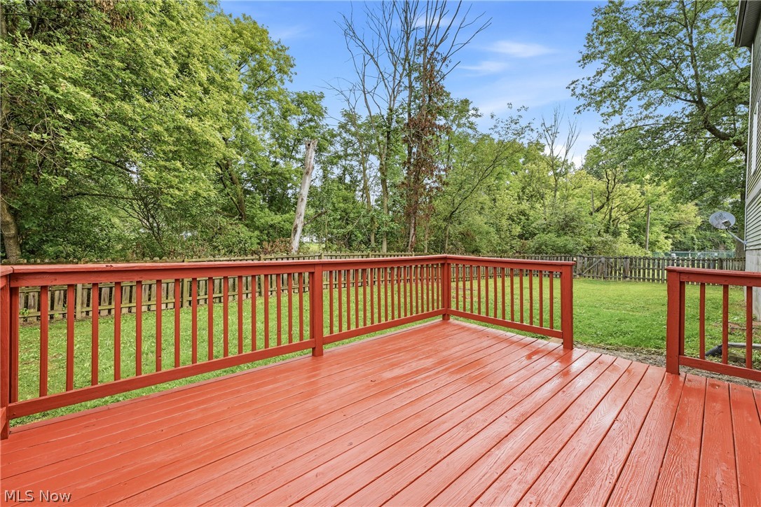 5613 Pierce Road NW Warren OH 44481