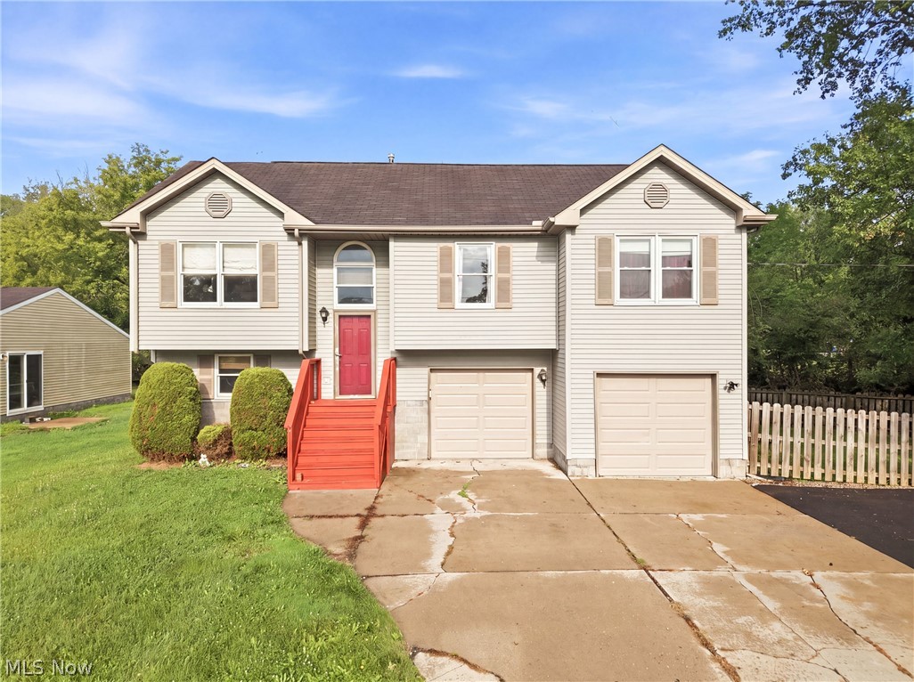 5613 Pierce Road NW Warren OH 44481