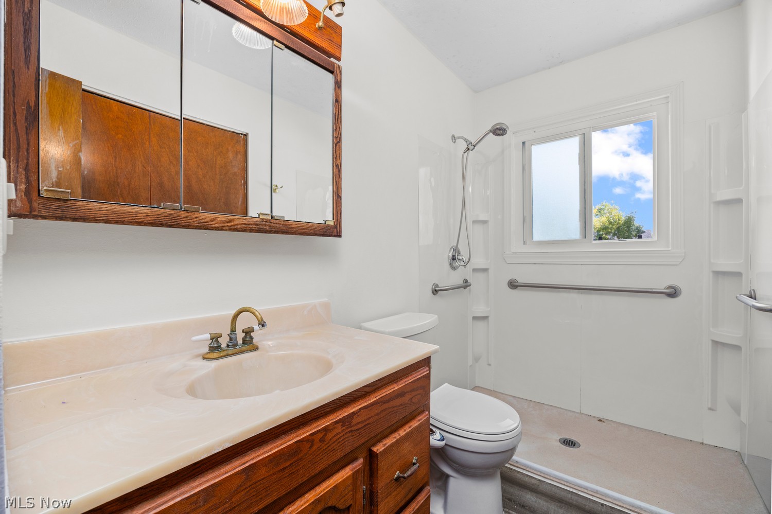 983 Lakewood Beach Drive Sheffield Lake OH 44054