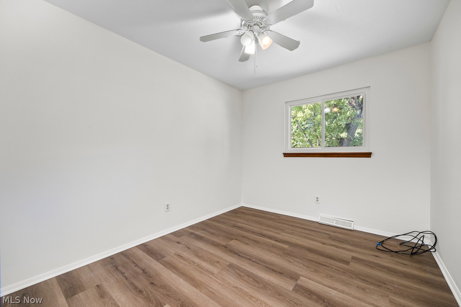 983 Lakewood Beach Drive Sheffield Lake OH 44054