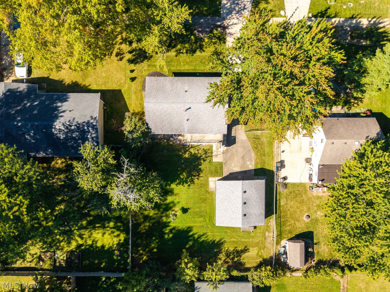983 Lakewood Beach Drive Sheffield Lake OH 44054