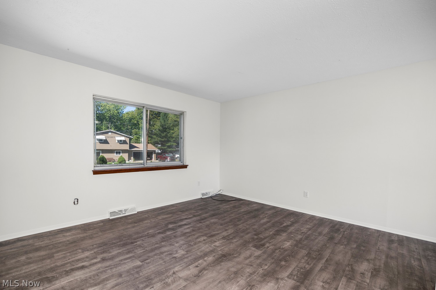 983 Lakewood Beach Drive Sheffield Lake OH 44054
