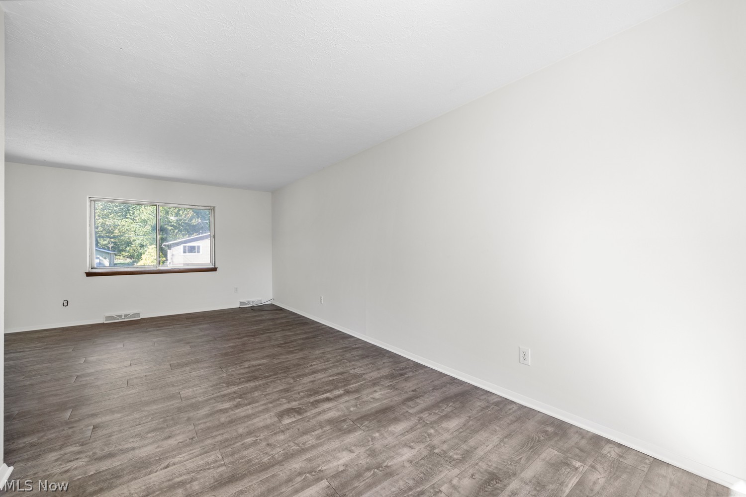 983 Lakewood Beach Drive Sheffield Lake OH 44054