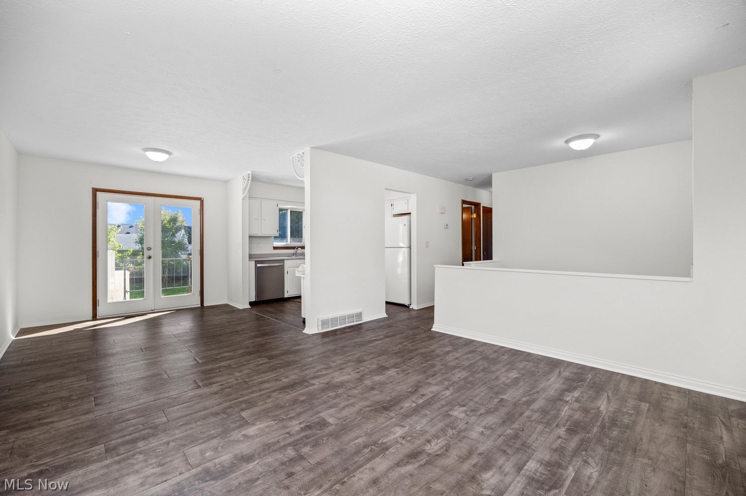 983 Lakewood Beach Drive Sheffield Lake OH 44054