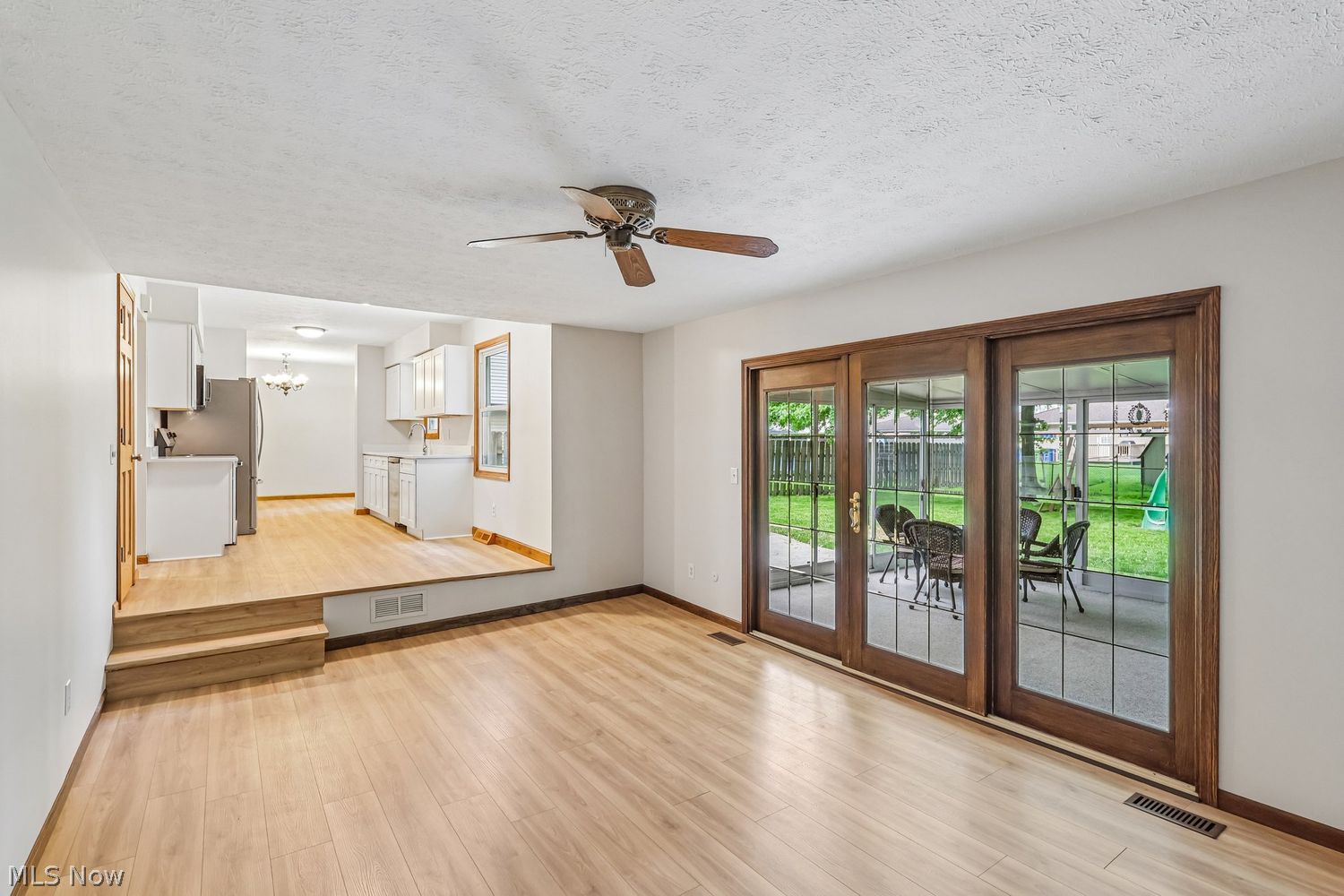 387 Ridgewood Drive Eastlake OH 44095