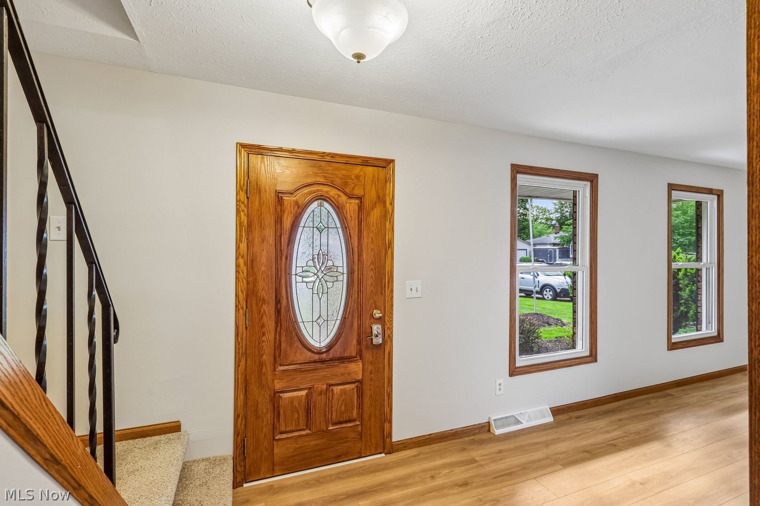387 Ridgewood Drive Eastlake OH 44095