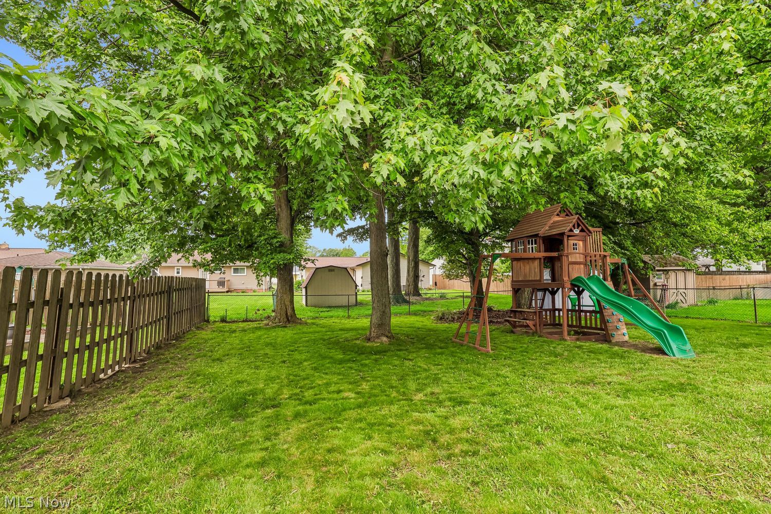 387 Ridgewood Drive Eastlake OH 44095