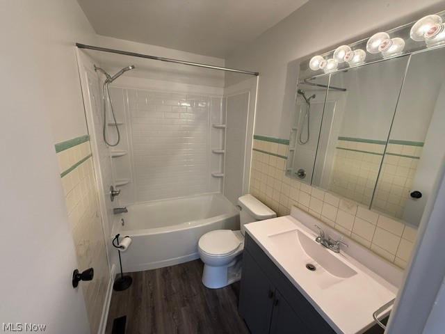 740 Ashwood Lane NE New Philadelphia OH 44663