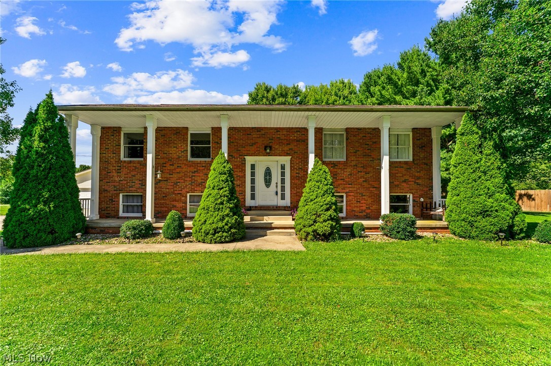 3755 Lyntz Townline Road SW Lordstown OH 44481