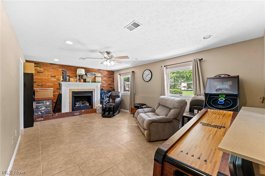3755 Lyntz Townline Road SW Lordstown OH 44481