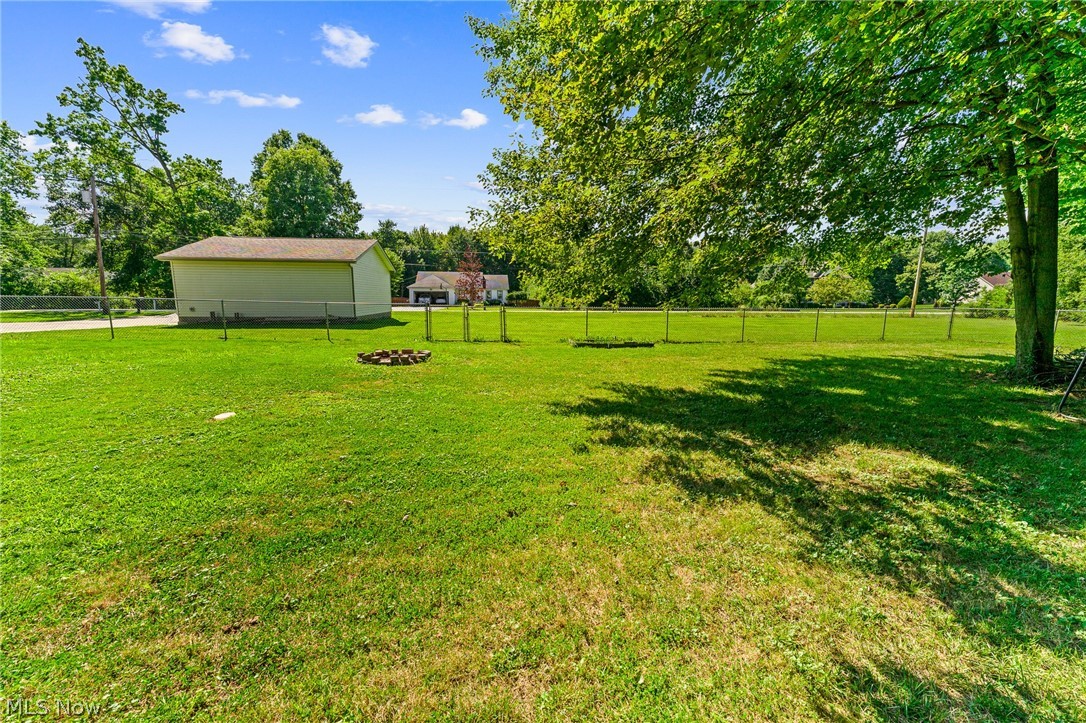 3755 Lyntz Townline Road SW Lordstown OH 44481