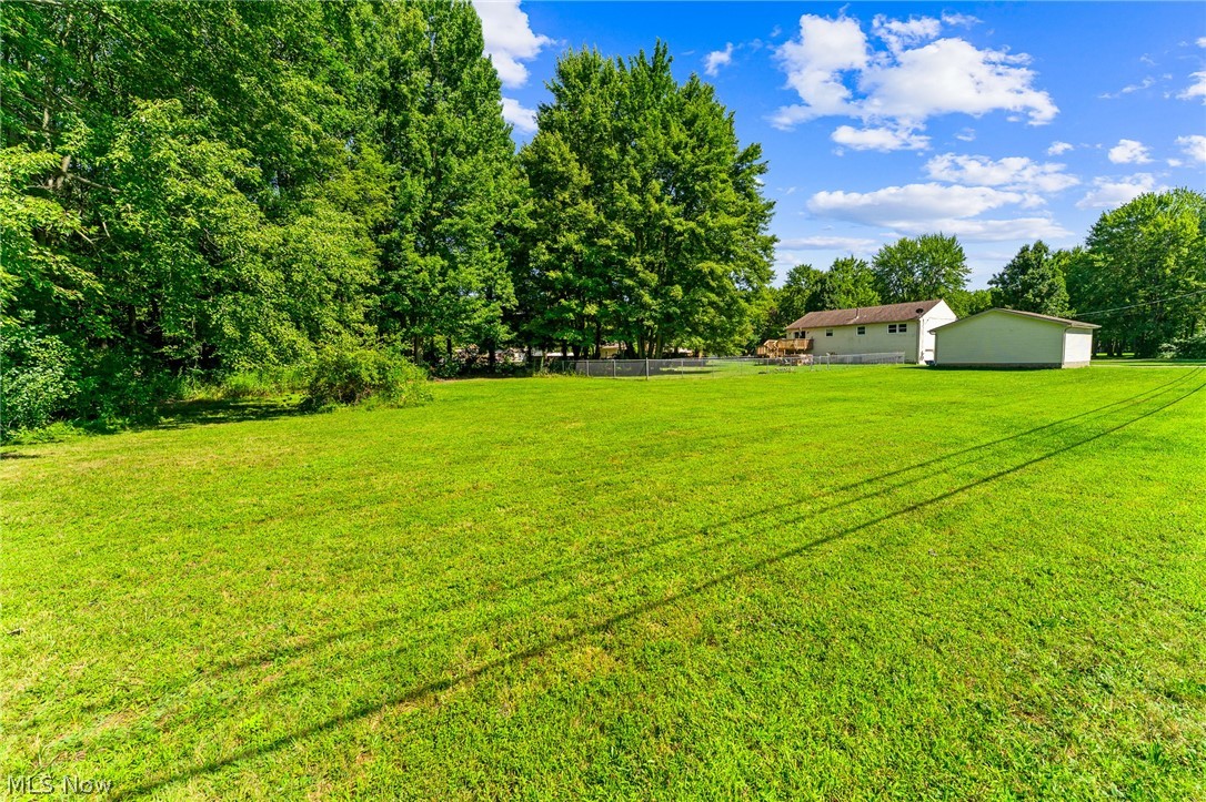 3755 Lyntz Townline Road SW Lordstown OH 44481