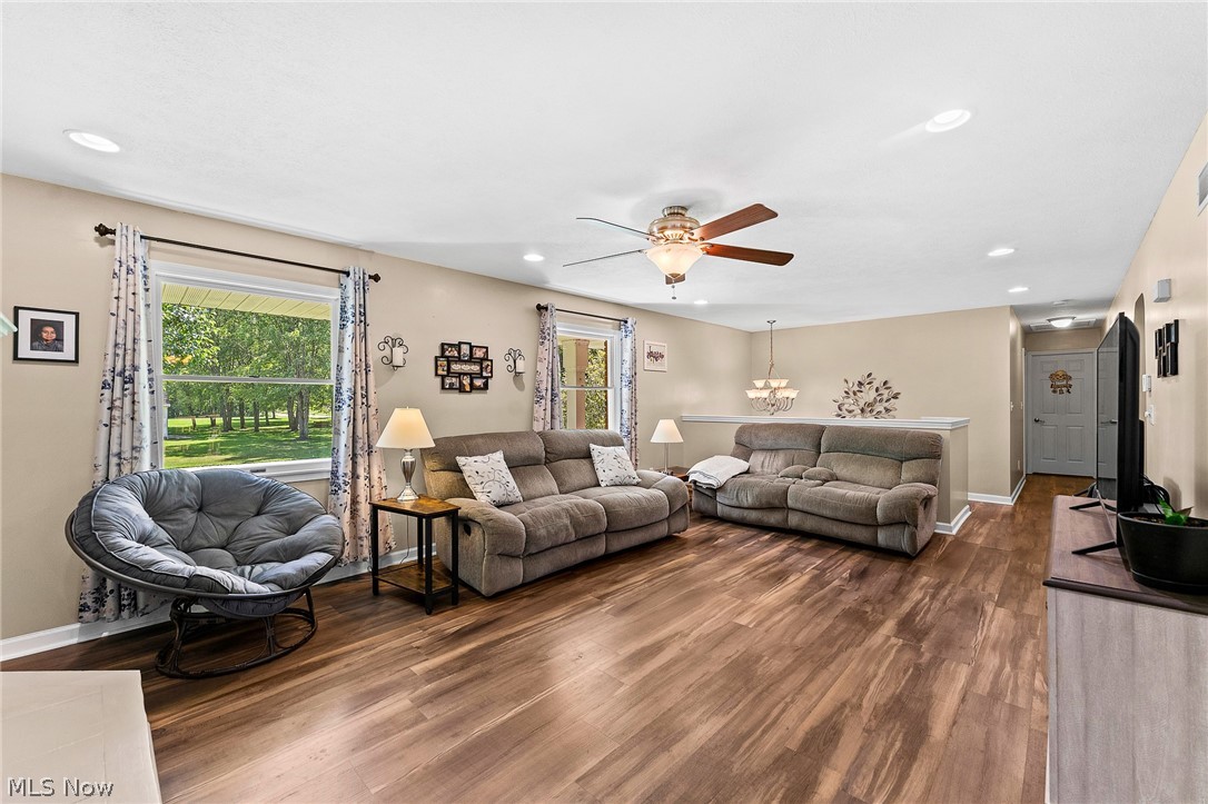 3755 Lyntz Townline Road SW Lordstown OH 44481
