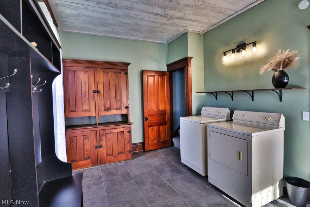 822 Main Street Coshocton OH 43812