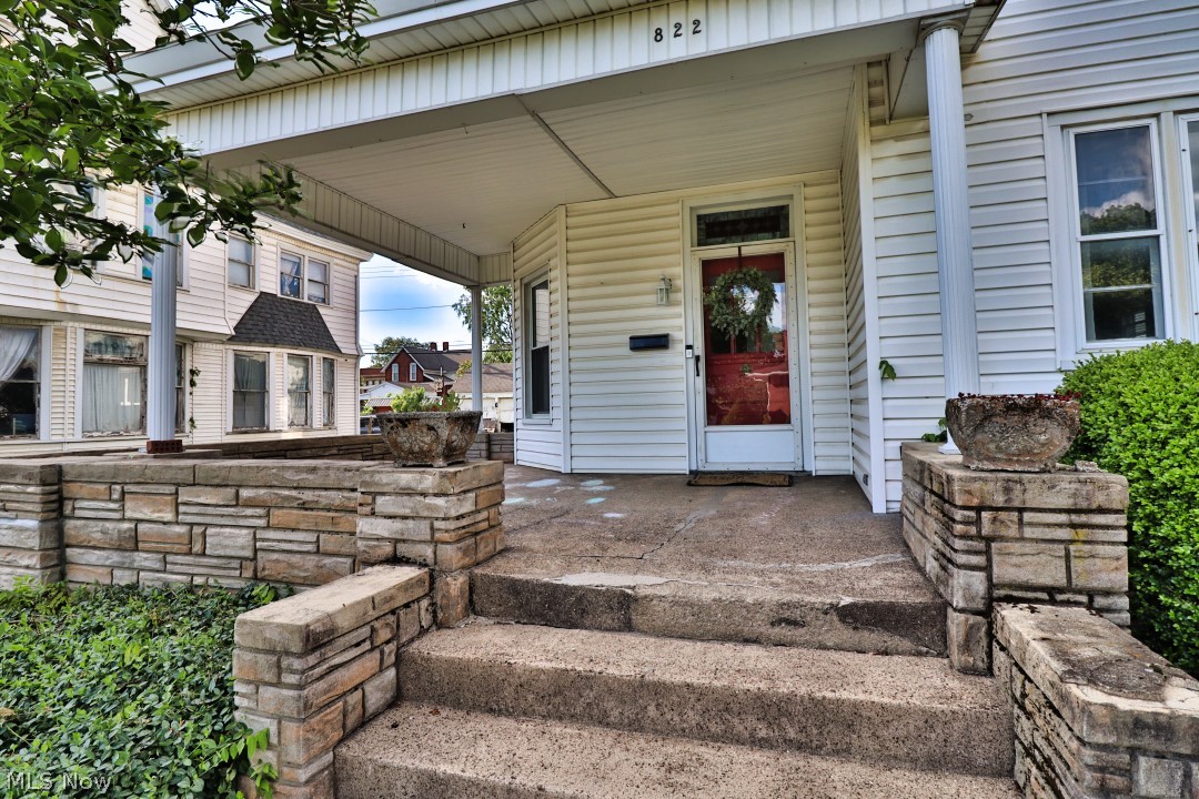822 Main Street Coshocton OH 43812