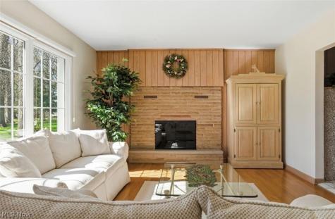 6972 Ronjoy Place Youngstown OH 44512