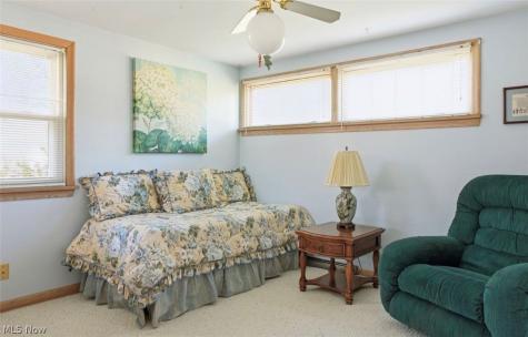 6972 Ronjoy Place Youngstown OH 44512