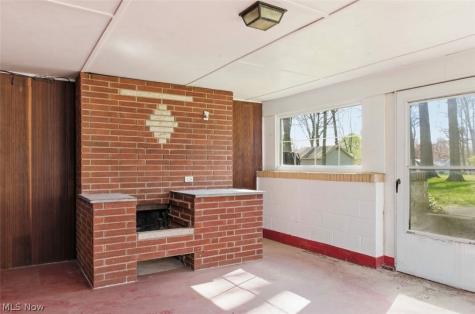 6972 Ronjoy Place Youngstown OH 44512