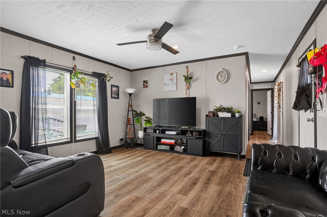 187 Garfield Lane Jefferson OH 44047