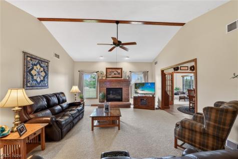 3103 York Road Orrville OH 44667