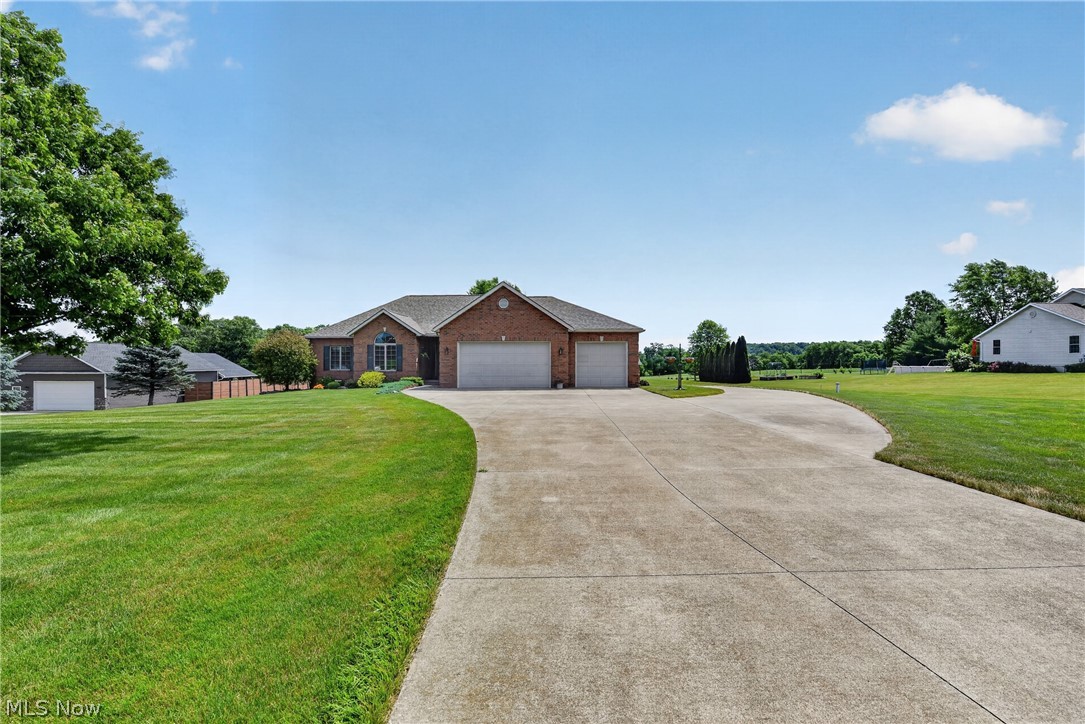 3103 York Road Orrville OH 44667