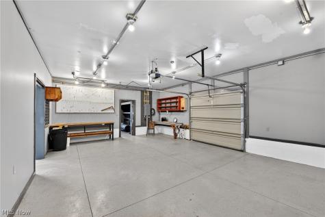 3103 York Road Orrville OH 44667