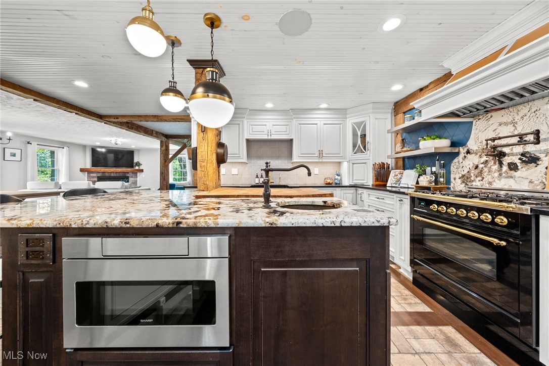 16970 Auburn Road Chagrin Falls OH 44023