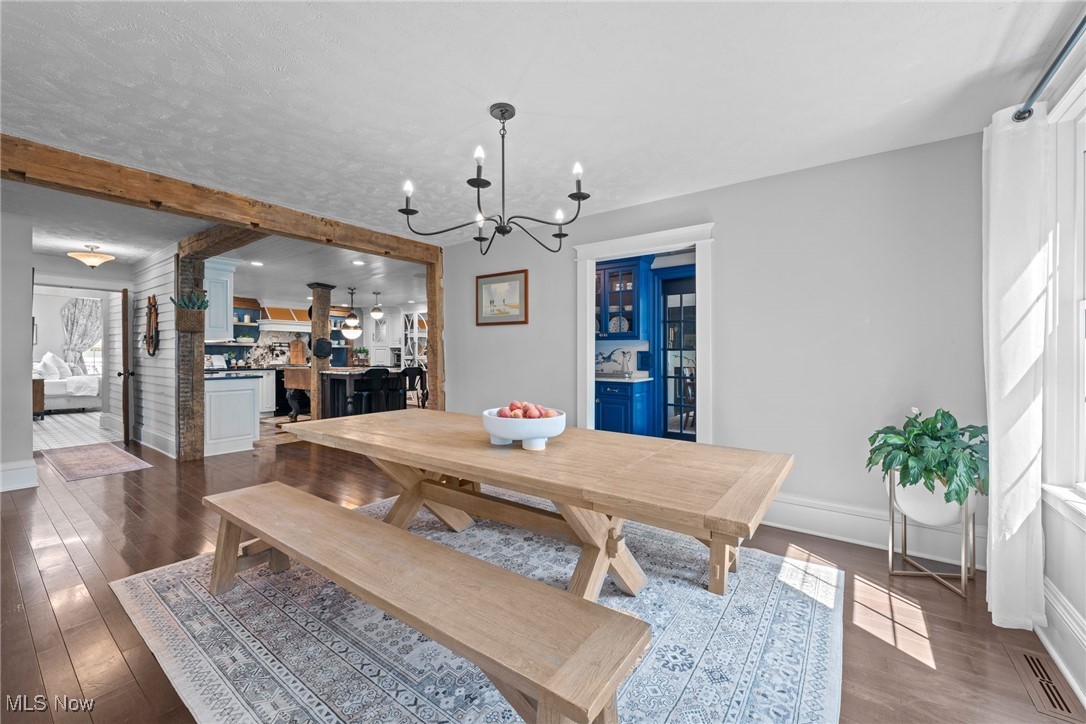 16970 Auburn Road Chagrin Falls OH 44023