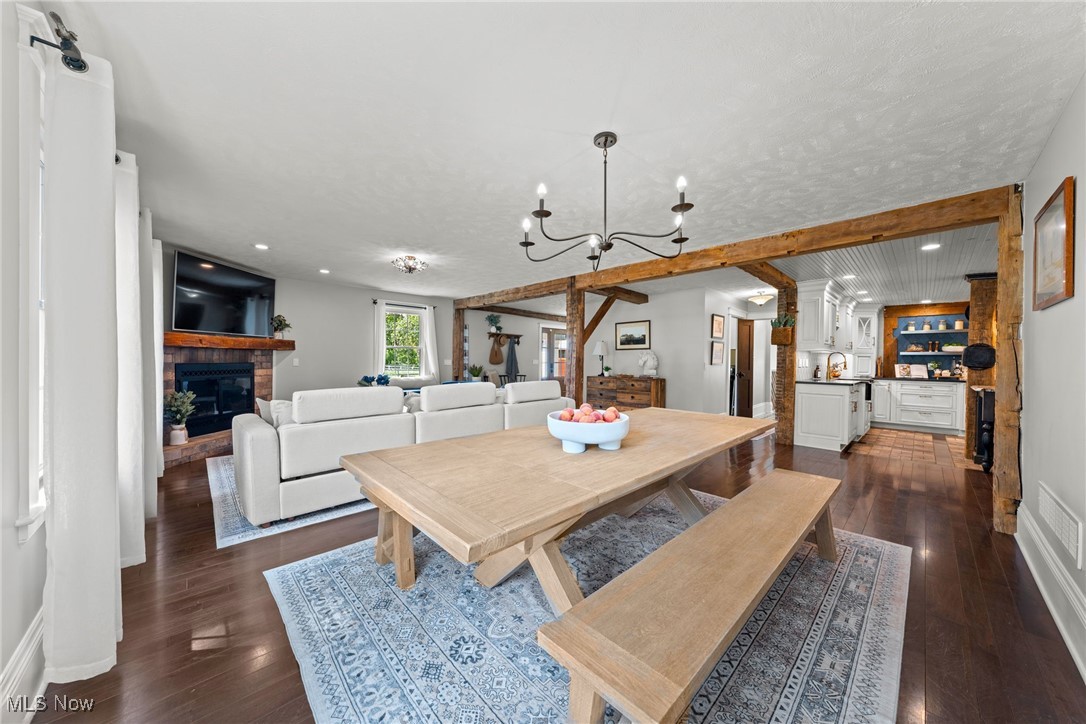 16970 Auburn Road Chagrin Falls OH 44023