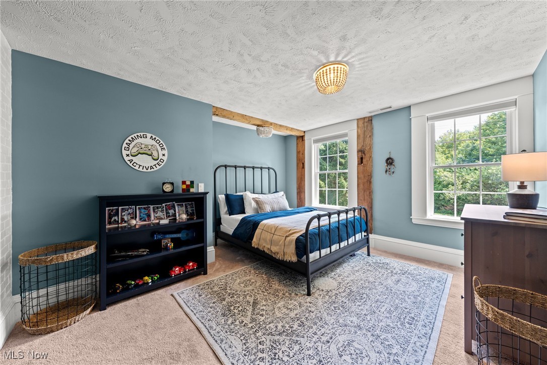 16970 Auburn Road Chagrin Falls OH 44023