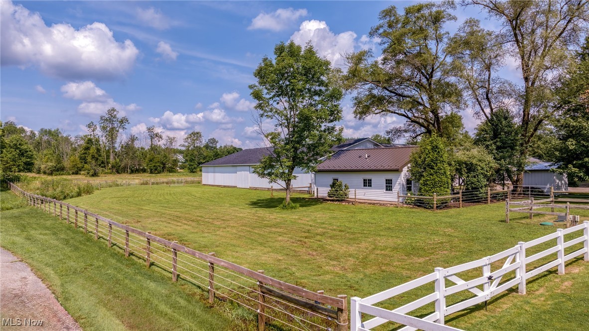 16970 Auburn Road Chagrin Falls OH 44023