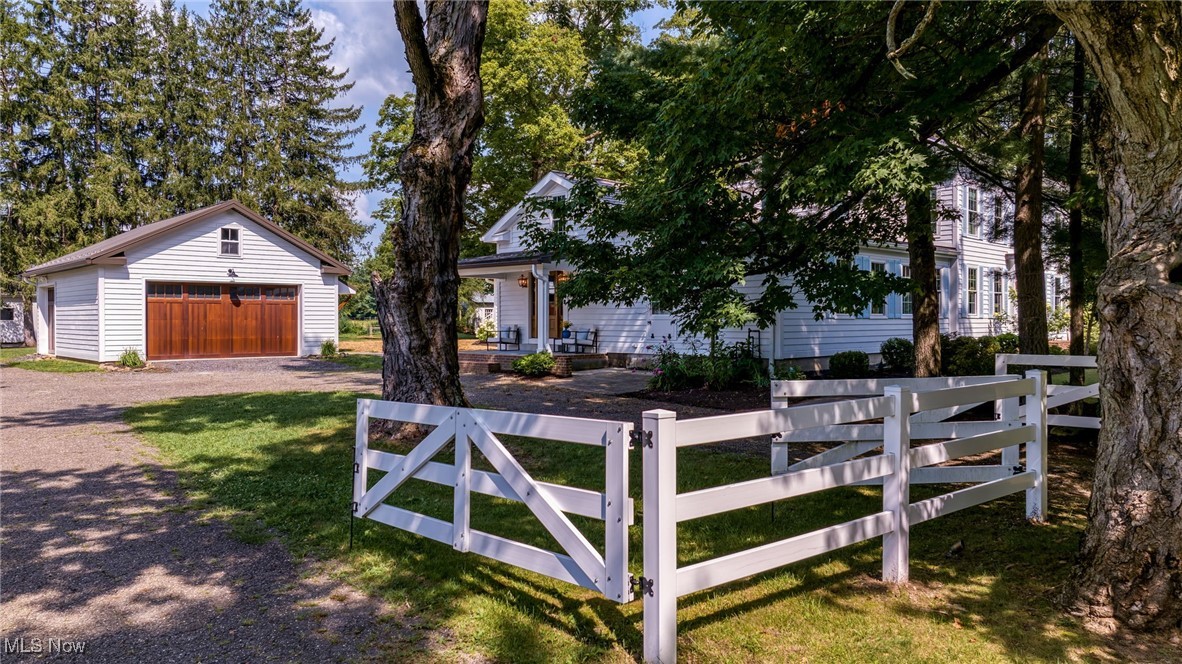 16970 Auburn Road Chagrin Falls OH 44023