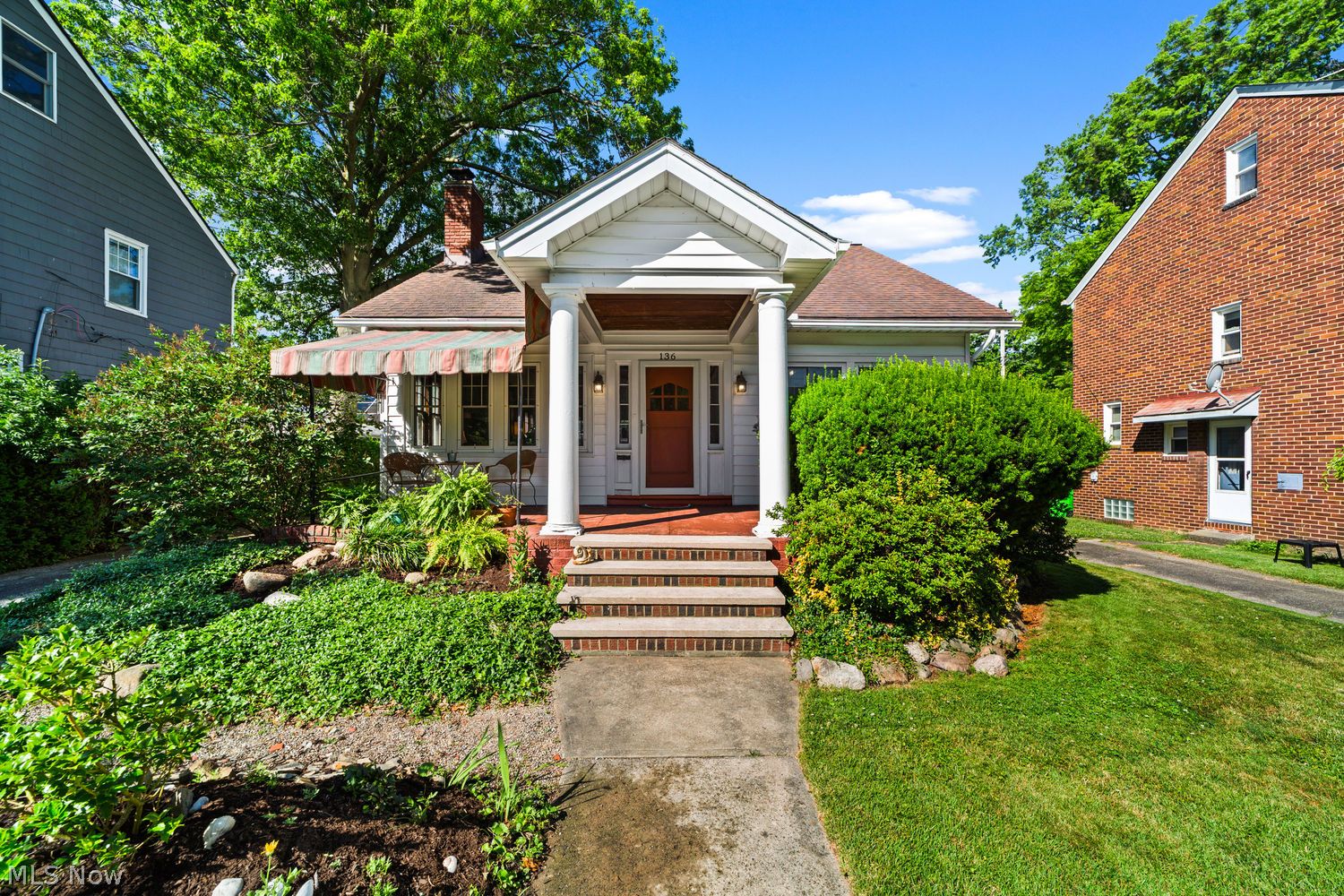 136 E 208th Street Euclid OH 44123