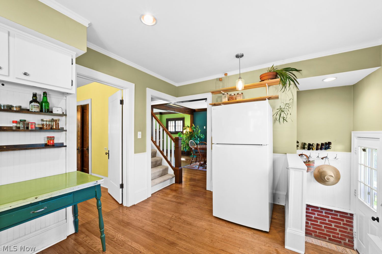 136 E 208th Street Euclid OH 44123
