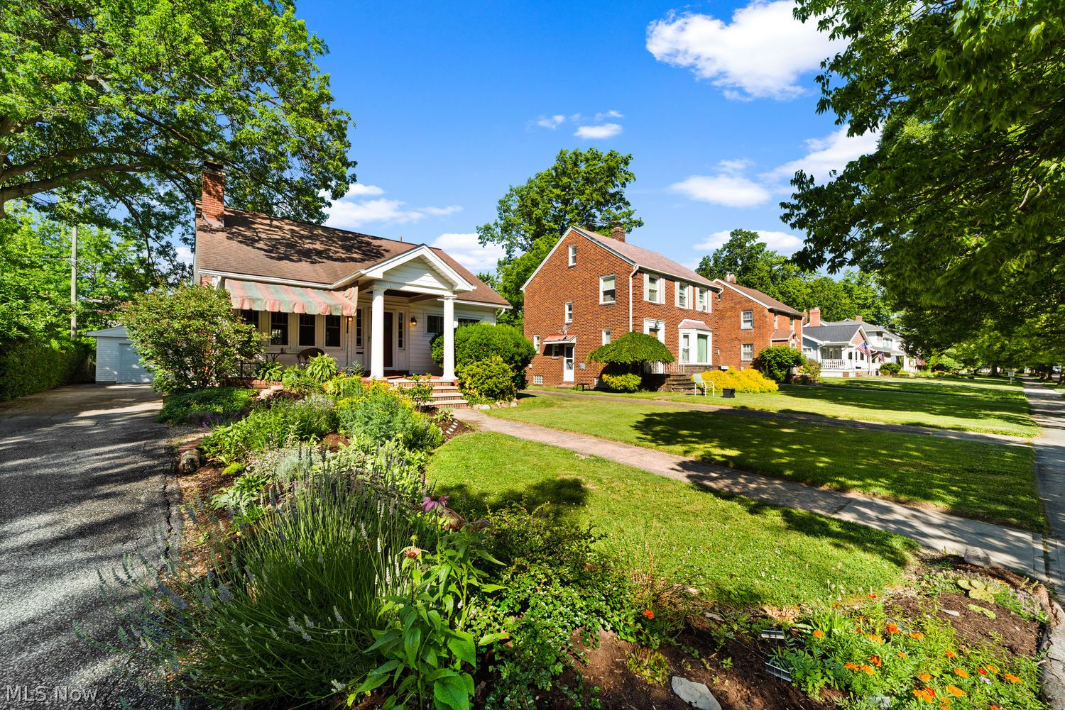 136 E 208th Street Euclid OH 44123