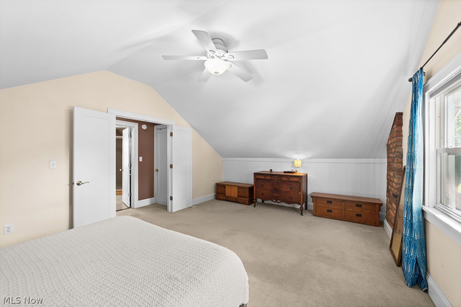 136 E 208th Street Euclid OH 44123