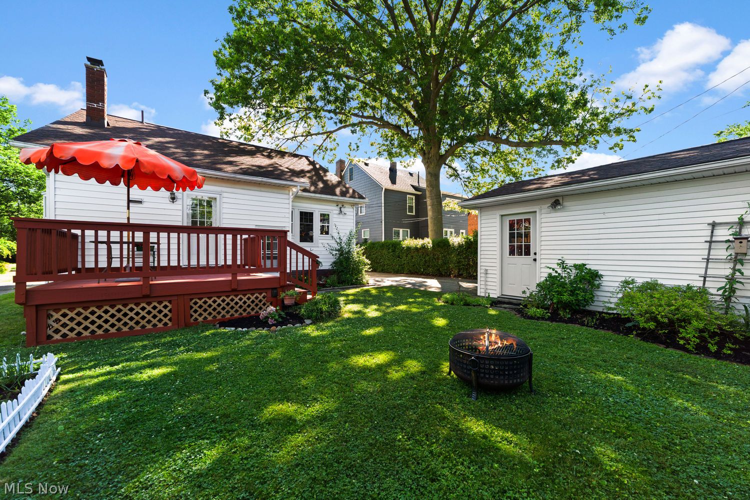 136 E 208th Street Euclid OH 44123
