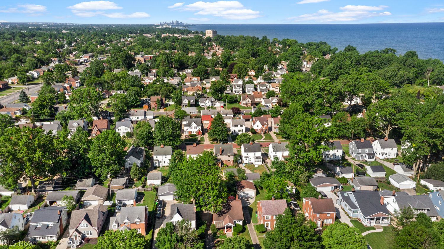 136 E 208th Street Euclid OH 44123
