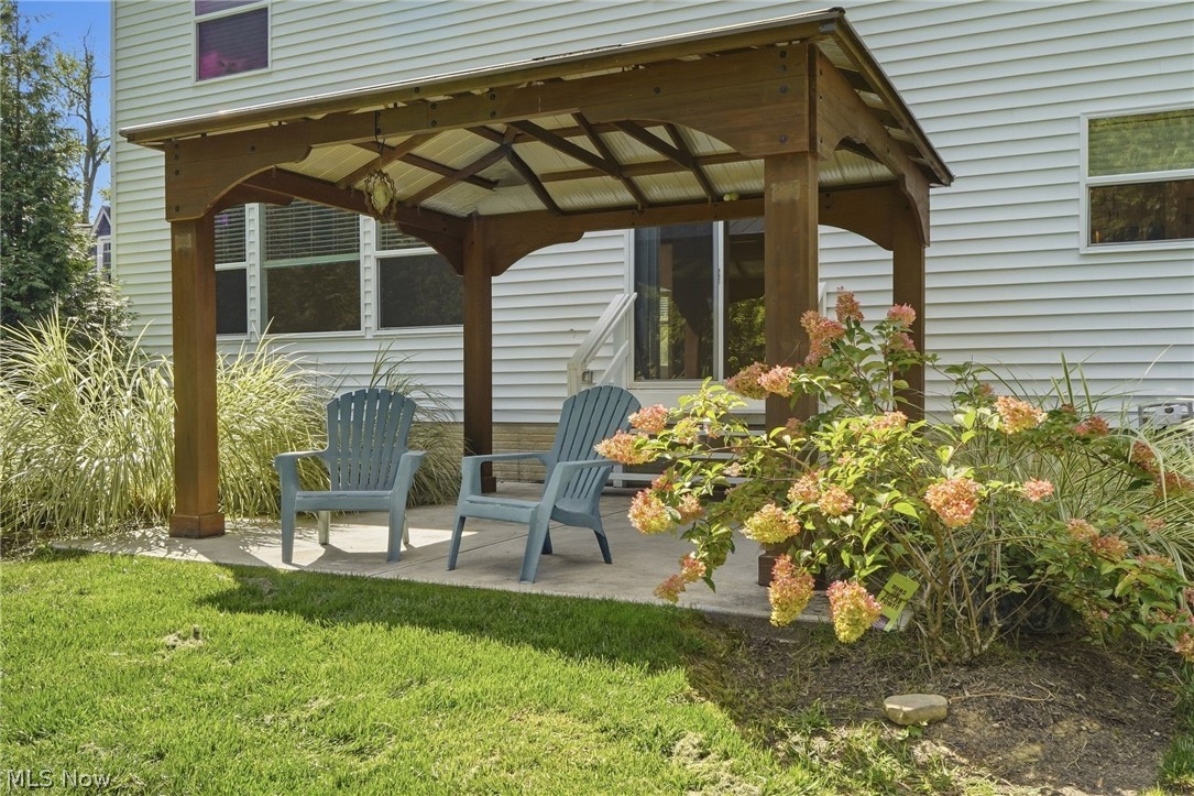 3653 Avondale Road Woodmere OH 44122