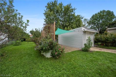 5608 Stickney Avenue Cleveland OH 44144