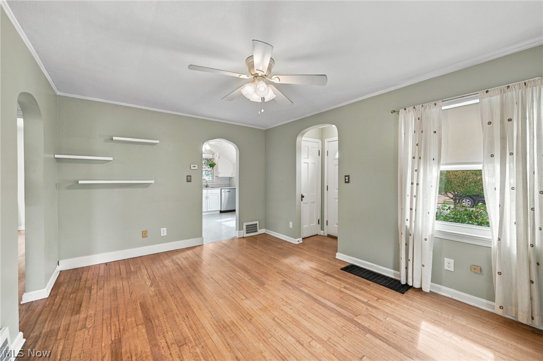 5608 Stickney Avenue Cleveland OH 44144