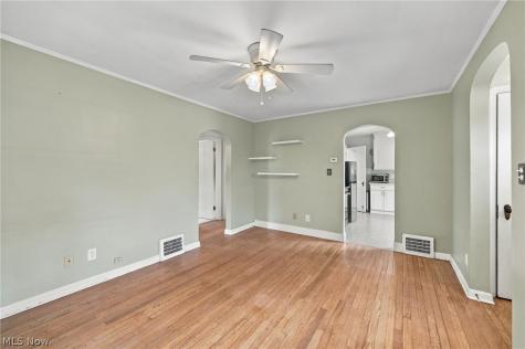 5608 Stickney Avenue Cleveland OH 44144