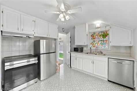 5608 Stickney Avenue Cleveland OH 44144