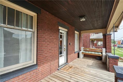 136 Smith Avenue NW Canton OH 44708