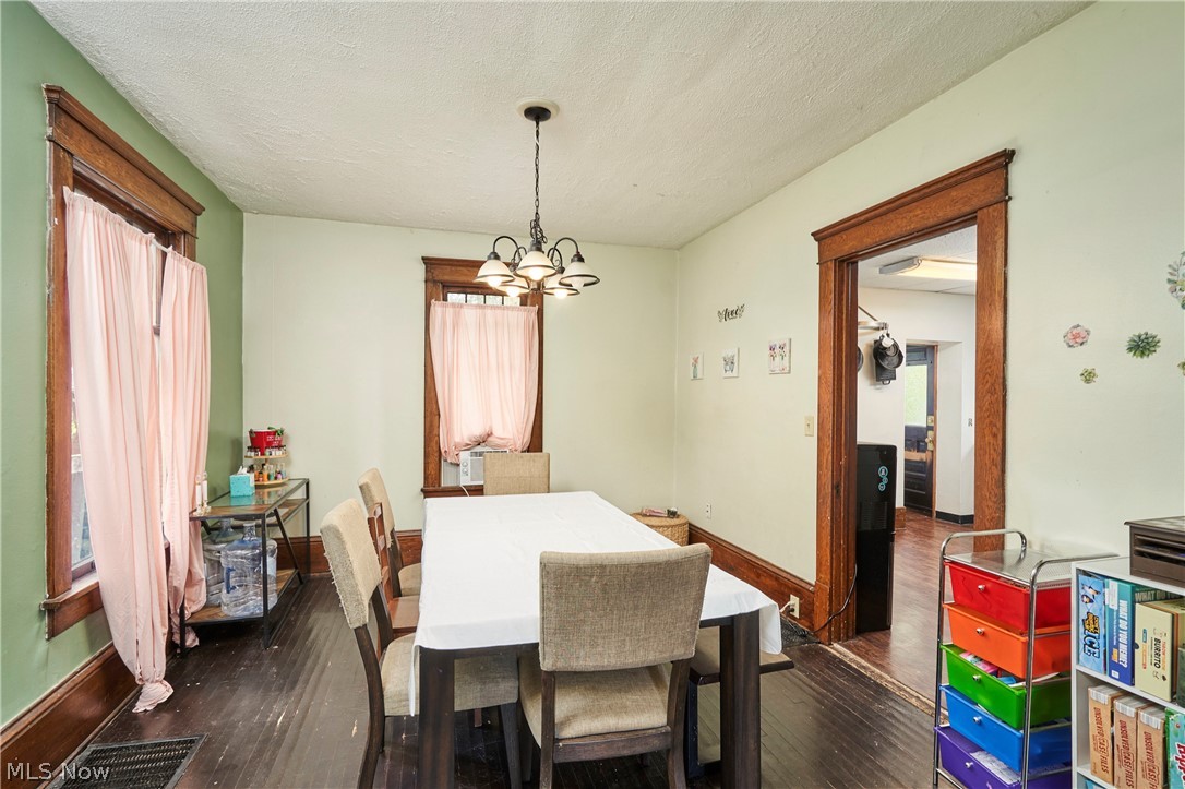136 Smith Avenue NW Canton OH 44708