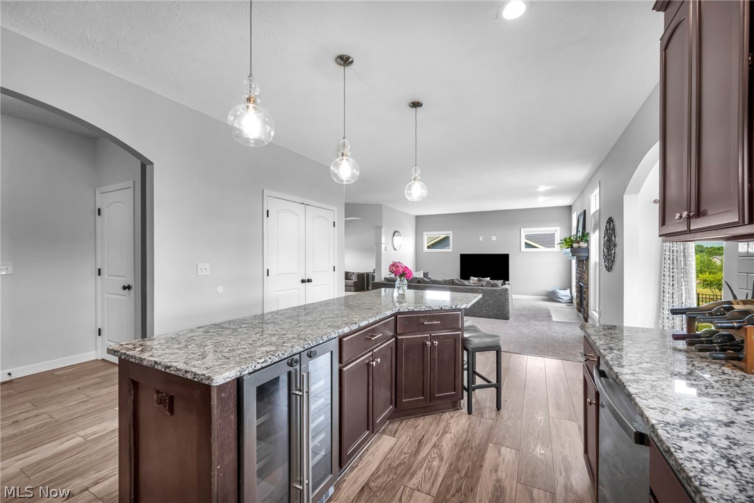 344 Heatherby NE Hartville OH 44632