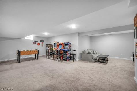344 Heatherby NE Hartville OH 44632