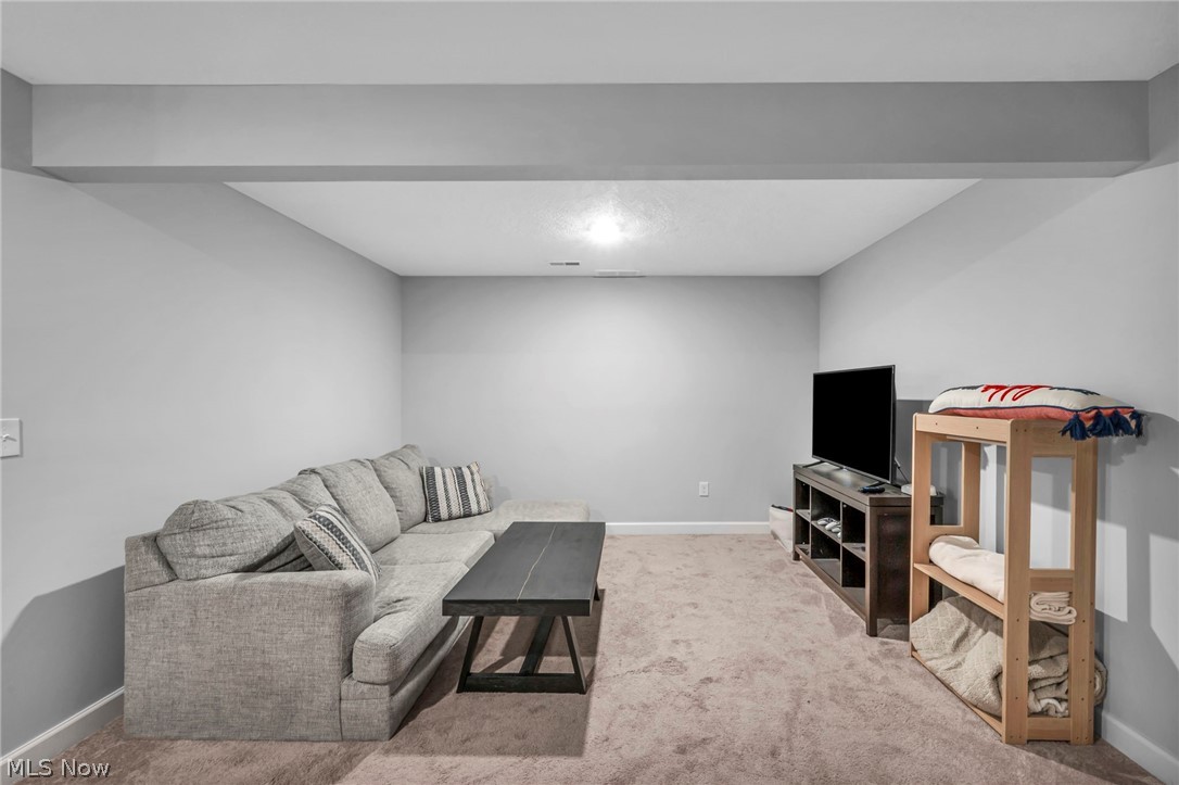 344 Heatherby NE Hartville OH 44632