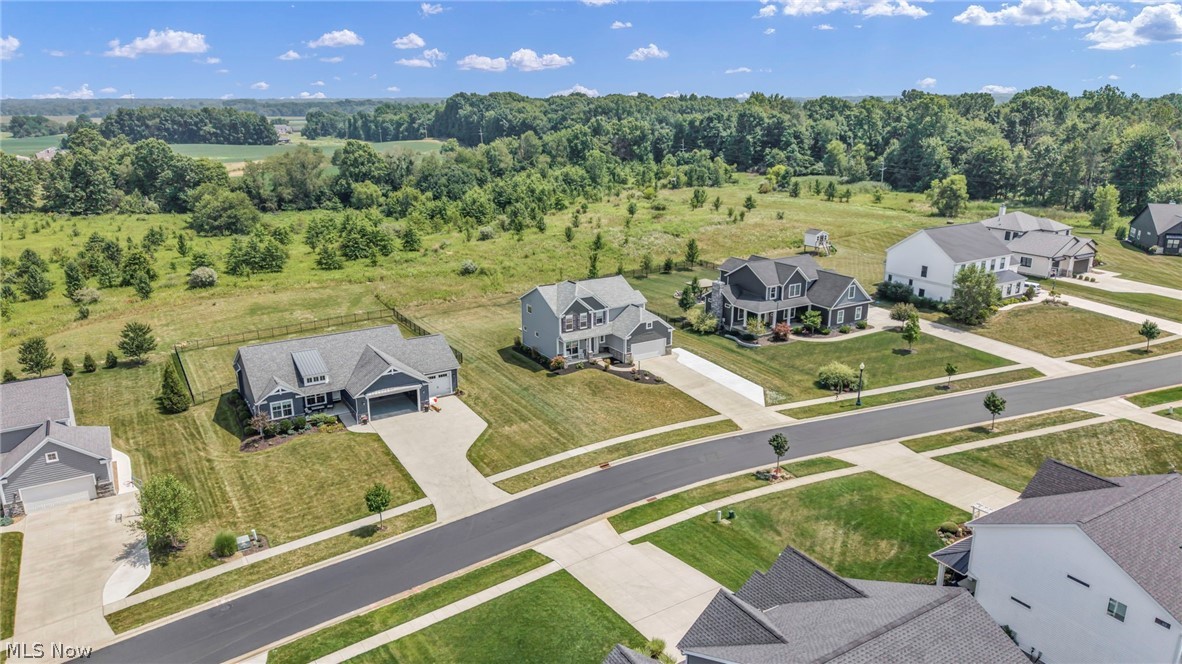 344 Heatherby NE Hartville OH 44632